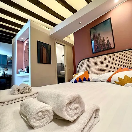 Apartment Historic Center Flat- Duomo 10m-m4 Vetra *