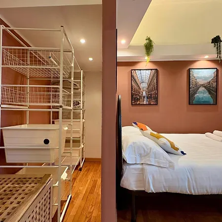 Apartment Historic Center Flat- Duomo 10m-m4 Vetra